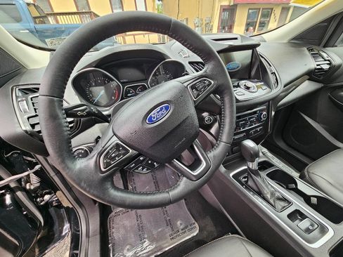 Used 2017 Ford Escape Titanium AWD/4WD image 10