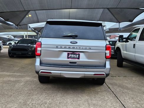 Used 2022 Ford Expedition Max XLT RWD image 5