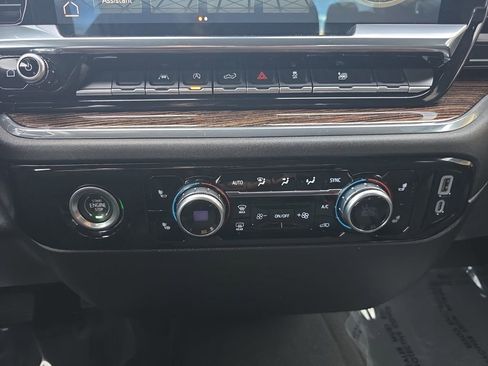 Used 2024 GMC Sierra 1500 Elevation image 20