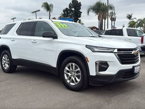 Used 2023 Chevrolet Traverse LS FWD image 35