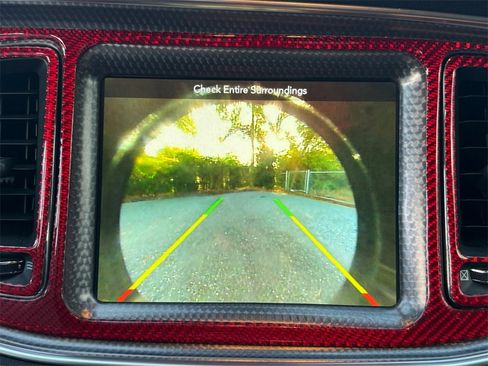 Used 2019 Dodge Challenger SRT Hellcat image 26