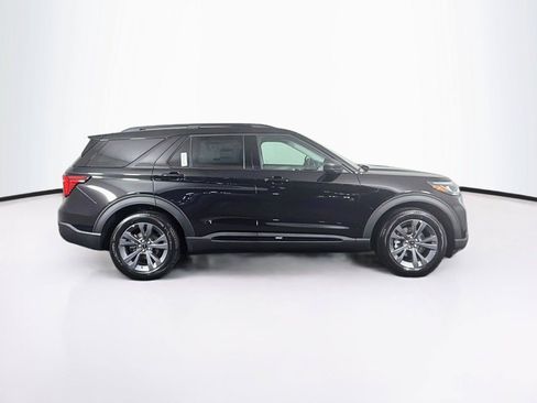 New 2026 Ford Explorer Active w/ Active Comfort Package AWD/4WD image 12