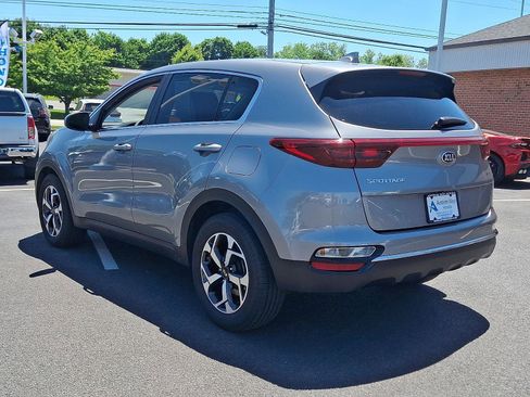 Used 2020 Kia Sportage LX FWD image 4