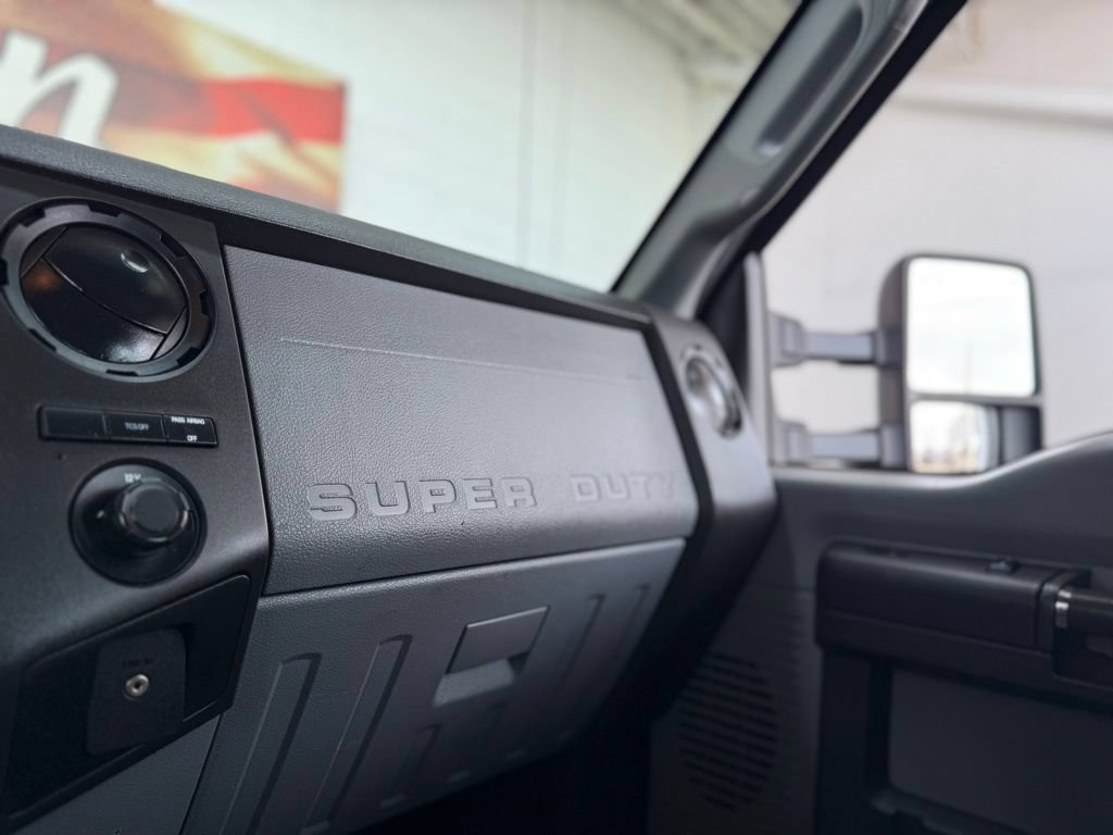 Used 2011 Ford F550 4x4 SuperCab Super Duty w/ PWR Equipment Group image 40