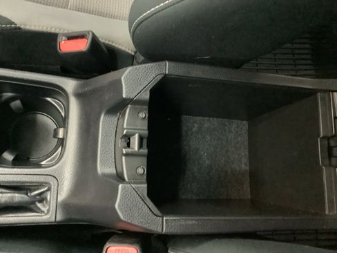 Used 2017 Toyota RAV4 XLE image 25