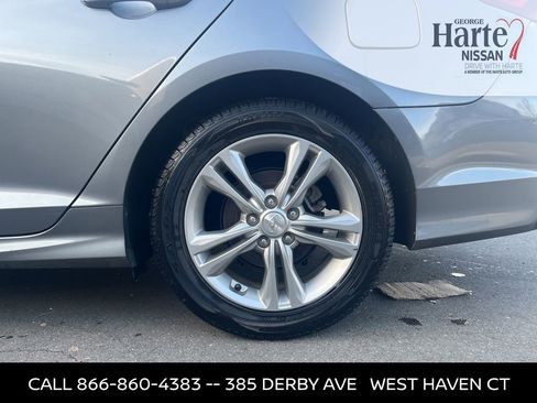 Used 2018 Hyundai Sonata SEL image 15