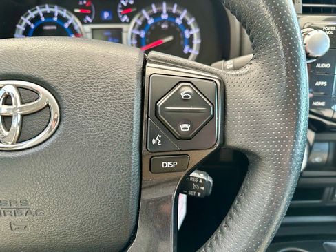 Used 2018 Toyota 4Runner 4WD image 20