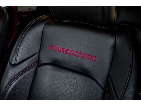 Used 2019 Jeep Wrangler Unlimited Rubicon w/ Dual Top Group image 25