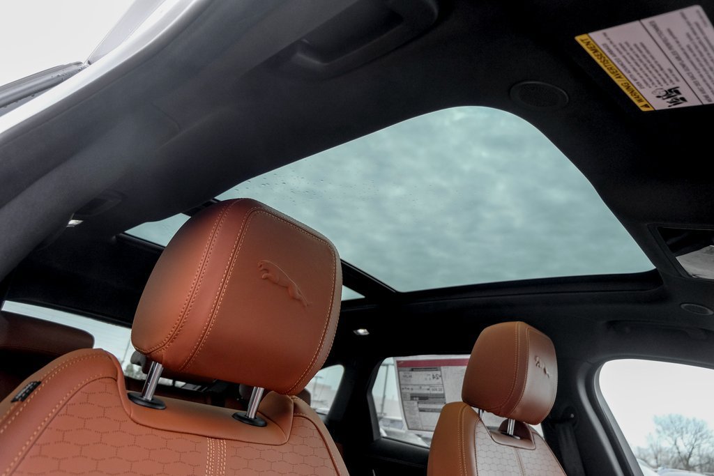 New 2026 Jaguar F-PACE R-Dynamic S AWD/4WD image 22