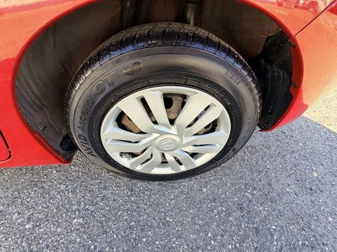 Used 2015 Honda Fit LX image 34