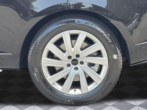 New 2026 Land Rover Range Rover SE AWD/4WD image 12