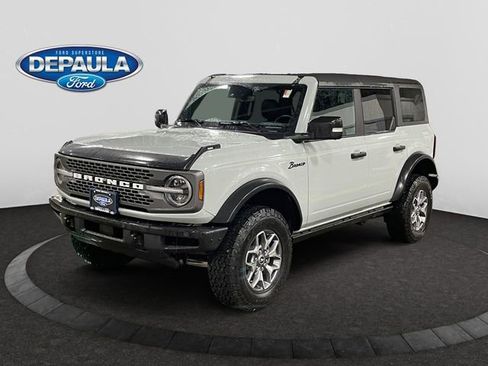 Used 2022 Ford Bronco Badlands image 1