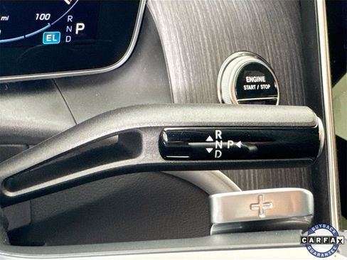 Used 2025 Mercedes-Benz GLC 350e GLC 350e image 18