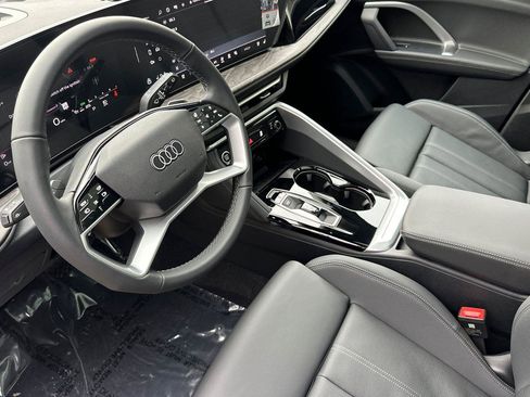 New 2025 Audi Q5 Premium Plus image 9