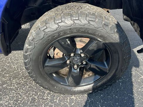 Used 2019 RAM 1500 Express w/ Wheel & Sound Group AWD/4WD image 23