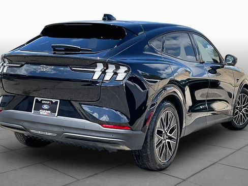 Used 2025 Ford Mustang Mach-E Premium RWD image 12