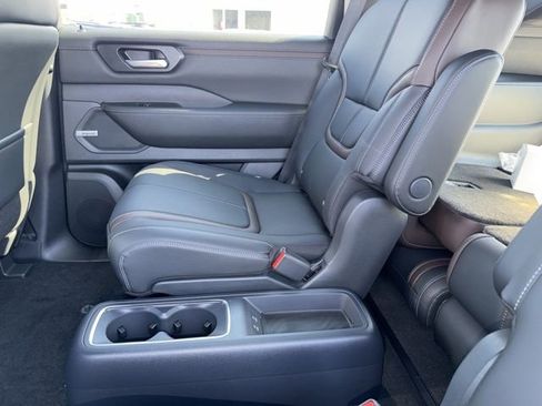 New 2026 Nissan Armada SL w/ Captain's Chari Seat Package AWD/4WD image 20