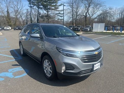 Used 2023 Chevrolet Equinox LT image 10