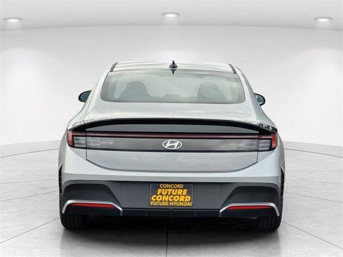 New 2026 Hyundai Sonata Blue image 4