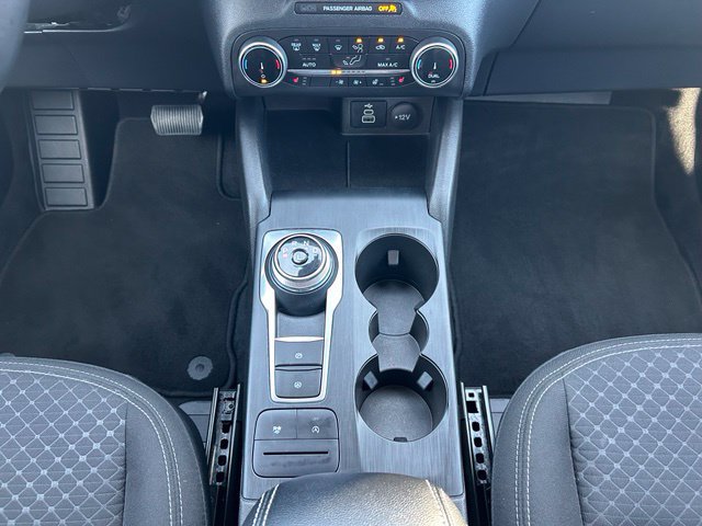 Used 2025 Ford Escape Active AWD/4WD image 17