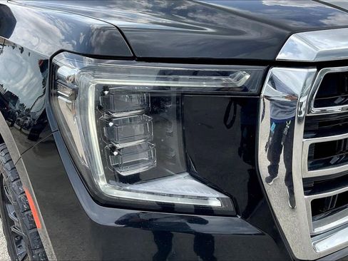 Used 2021 GMC Yukon SLT w/ SLT Premium Package image 33