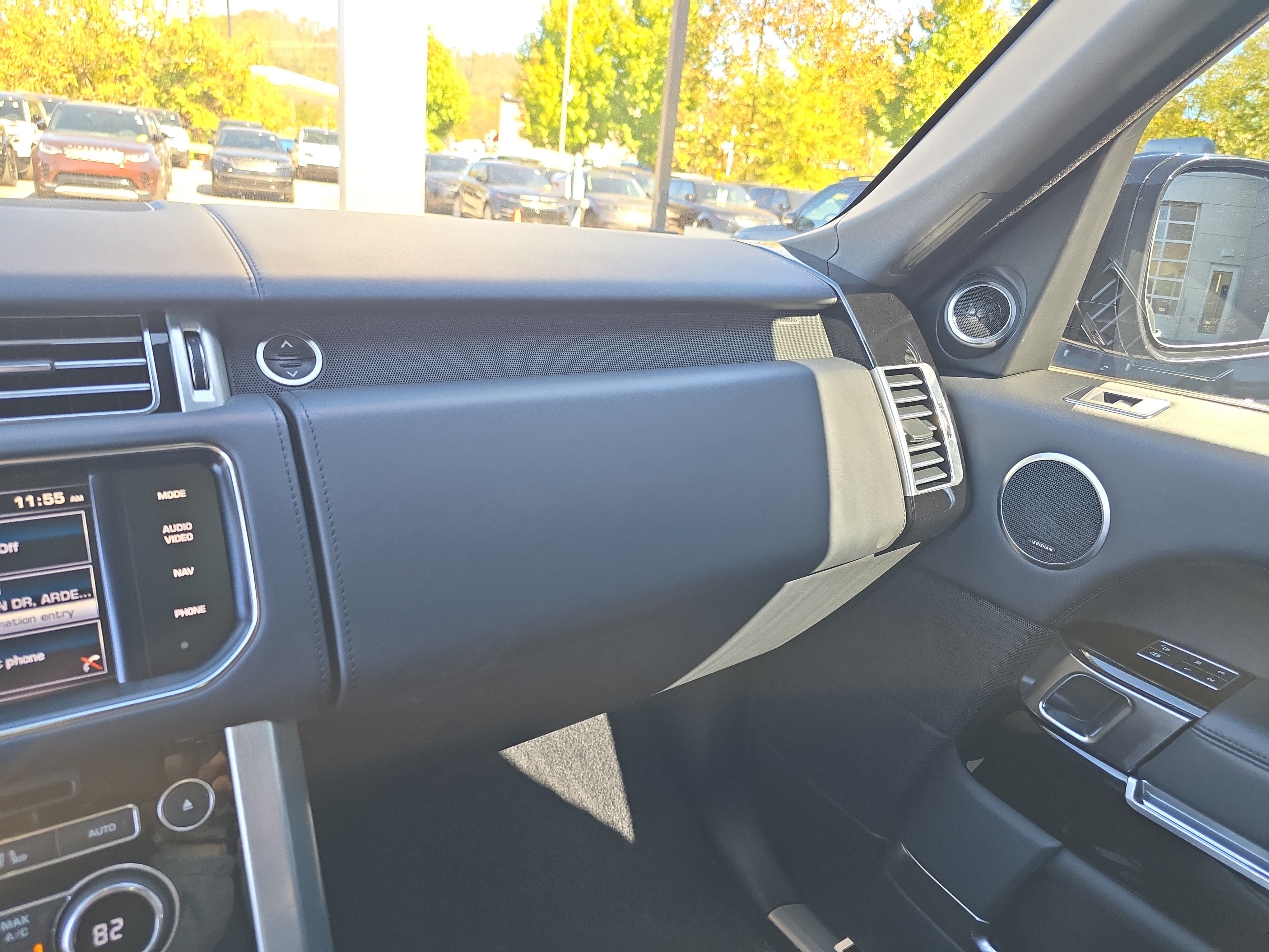 Used 2014 Land Rover Range Rover Autobiography AWD/4WD image 24
