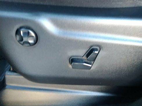 Used 2018 Jeep Grand Cherokee Limited image 8