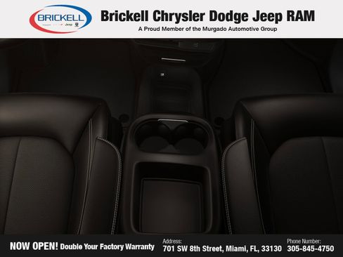 New 2026 Chrysler Pacifica Select image 18