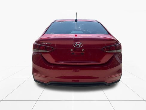 Used 2022 Hyundai Accent SEL FWD image 7