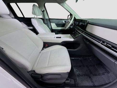 Used 2026 Hyundai Santa Fe SE FWD image 26
