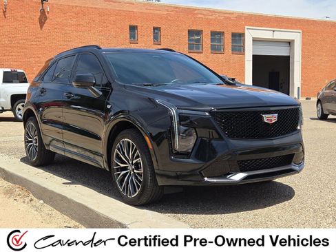 Used 2024 Cadillac XT4 Sport FWD image 1
