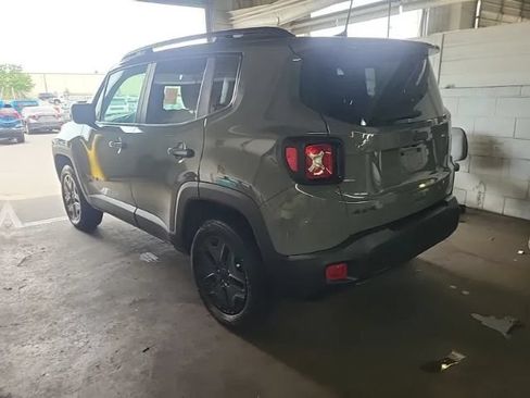 Used 2019 Jeep Renegade Sport AWD/4WD image 2