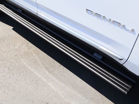 New 2026 GMC Yukon XL Denali w/ Denali Reserve Package image 7