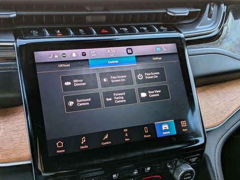 Used 2022 Jeep Grand Cherokee Summit image 22