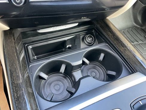 Used 2018 BMW X5 xDrive40e image 12