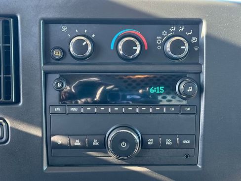 Used 2025 Chevrolet Express 2500 Extended w/ Communications Package image 22