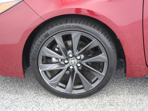 Used 2025 Toyota Corolla SE FWD image 11