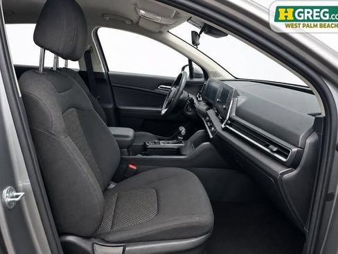 Used 2023 Kia Sportage LX FWD image 8
