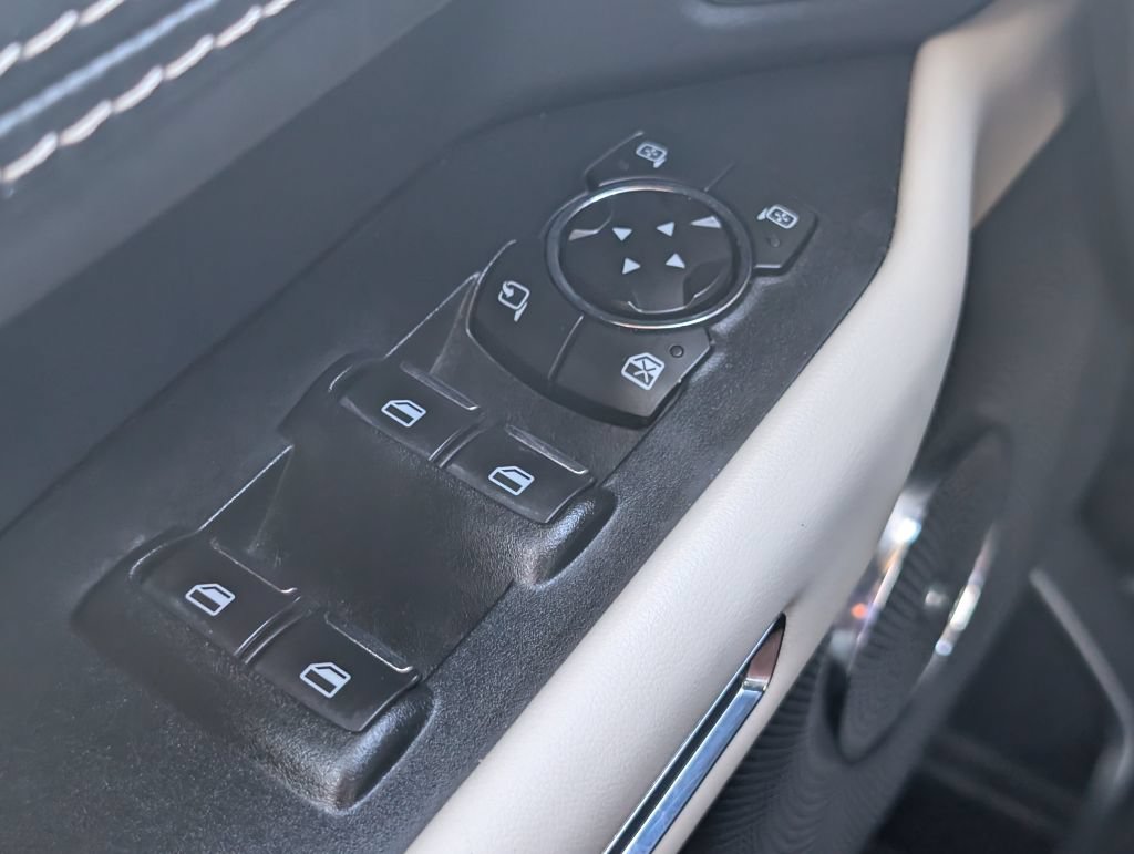 Used 2020 Ford Expedition Max Platinum AWD/4WD image 11