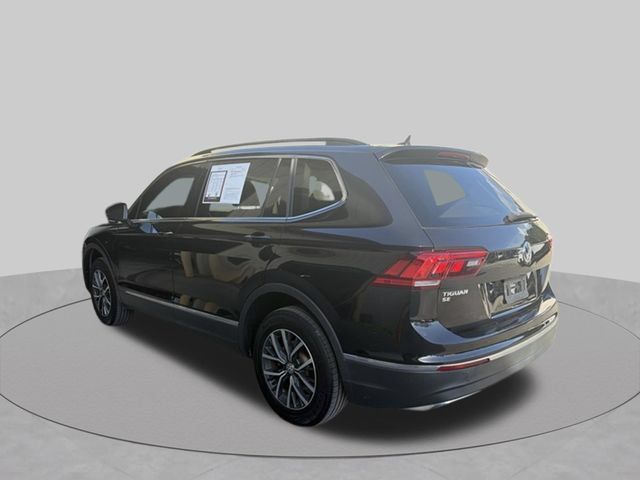 Used 2020 Volkswagen Tiguan SE w/ Panoramic Sunroof Package AWD/4WD image 6