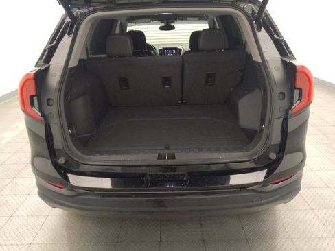 Used 2023 GMC Terrain SLE w/ Driver Convenience Package FWD image 29