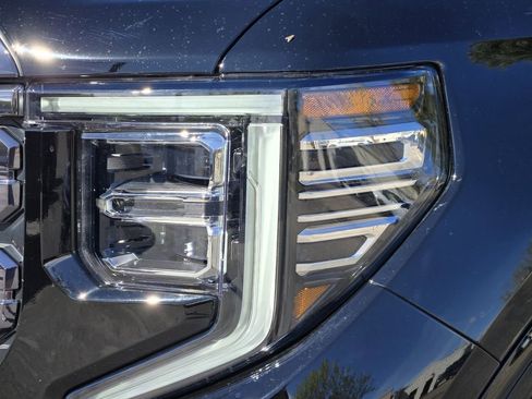 Certified 2024 GMC Sierra 1500 Denali Ultimate AWD/4WD image 5