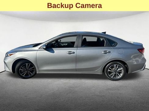 Used 2024 Kia Forte LXS image 6