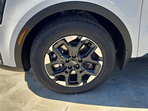 New 2026 Kia Sorento S image 37