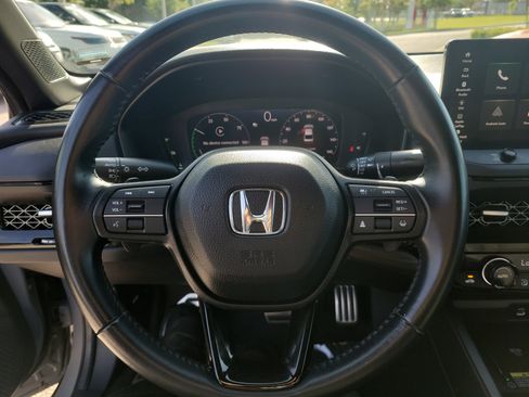 Used 2025 Honda Accord Sport image 25