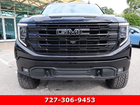 Used 2023 GMC Sierra 1500 Elevation w/ Preferred Package AWD/4WD image 12