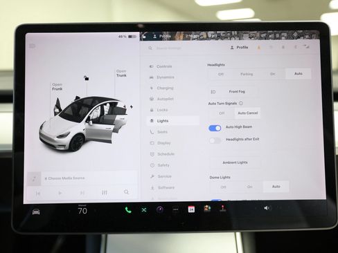Used 2021 Tesla Model Y Long Range AWD/4WD image 58