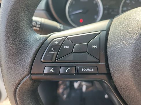 Certified 2025 Nissan Versa S w/ S Plus Package FWD image 18