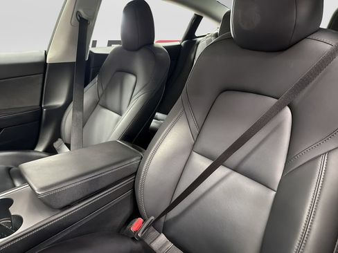 Used 2022 Tesla Model 3 RWD image 11