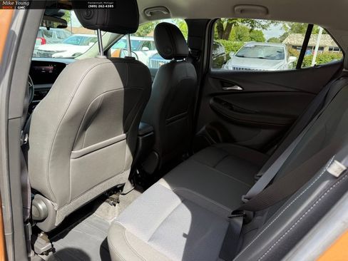 Used 2024 Buick Encore GX Preferred AWD/4WD image 11